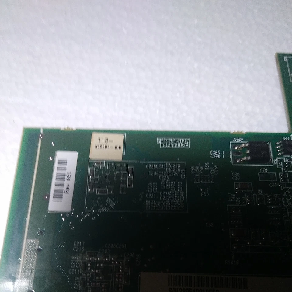 Video Card ATI Radeon X300 SE 128MB DVI VGA TV-Out PCI-E PCI-E UC996 102A6280101 - Image 3 of 4