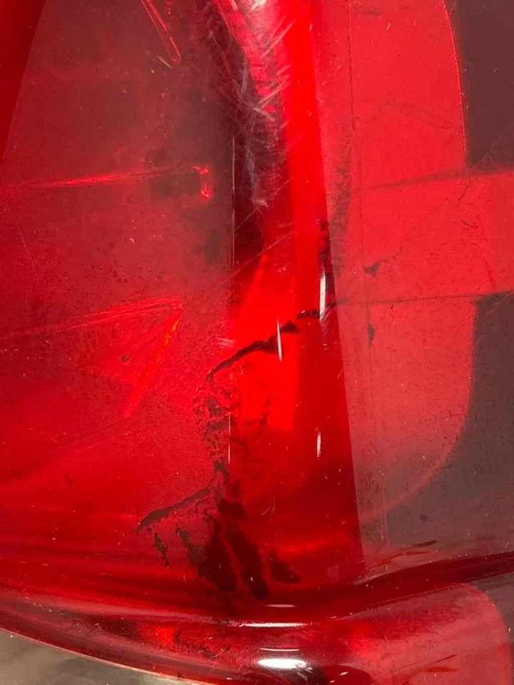 Fits 2007-13 CHEVY AVALANCHE 1500 Right Tail Light OEM:22739264 - Изображение 3 из 4