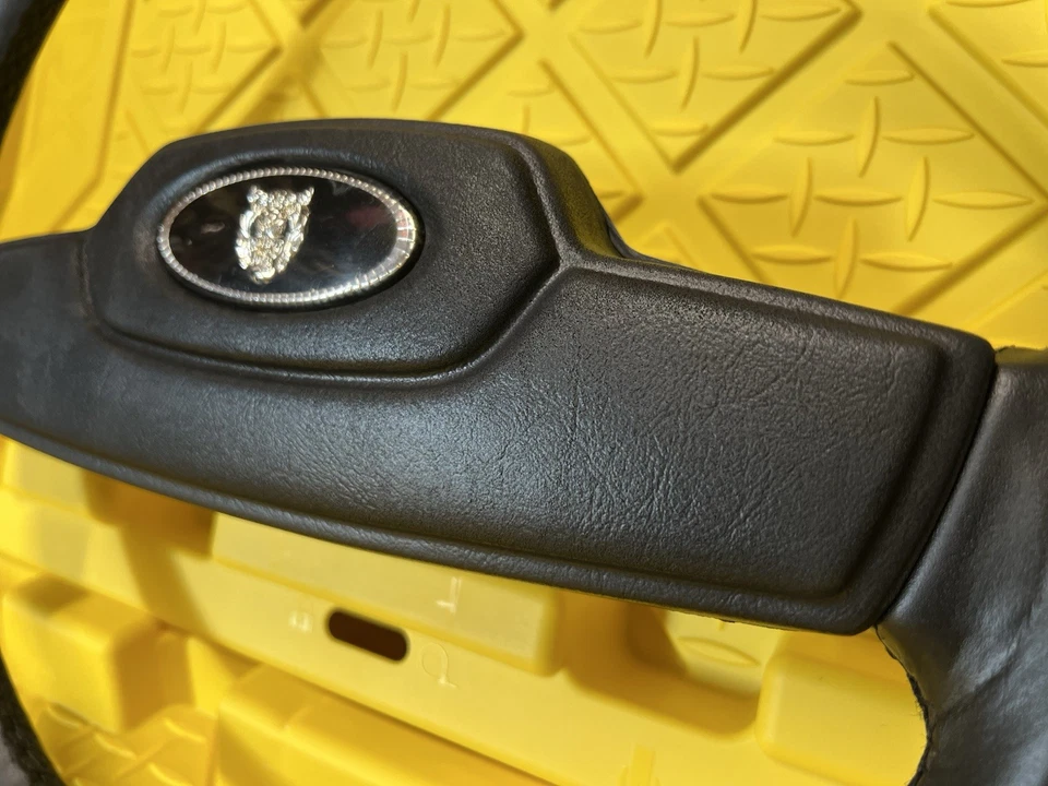 85 Jaguar XJ6 Serie III 1980-1987 3 Volante Vintage OEM 74K Donante Foto 4 de 4