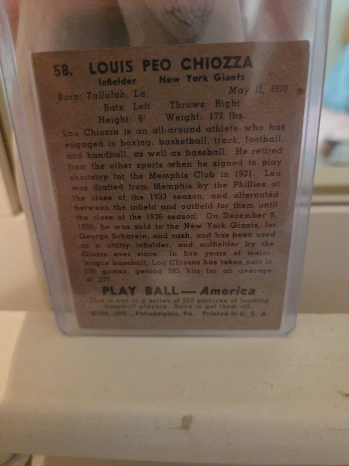1939 Play Ball Lou Chiozza #58  SQUARE.  NICE CARD. GOOD CORNERS! N.Y. GIANTS!🔥 - Image 2 of 4