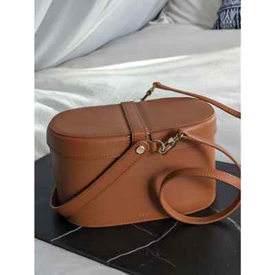 Italian Leather Tan Picnic Bag | Ora Era OS