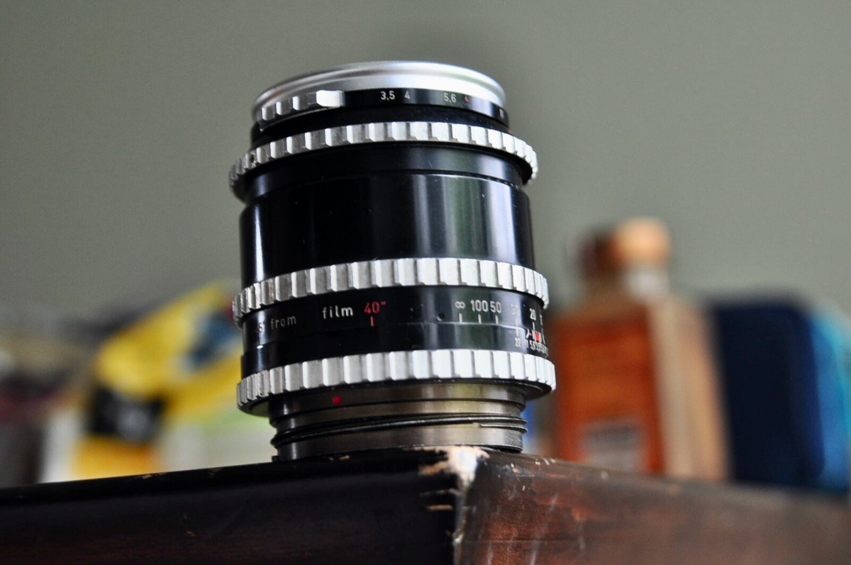 HASSELBLAD Zeiss Sonnar 135mm F3.5 medium format coated HASSELBLAD Zeiss Sonnar 135mm F3.5 medium format coated
