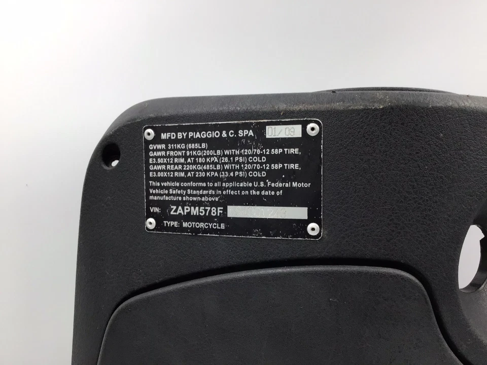 OEM 2009 Piaggio Fly 150 Glove Box, Door Inner Leg Shield 2006-2012 - Image 3 of 4