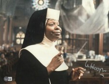 WHOOPI GOLDBERG SIGNED 11X14 PHOTO SISTER ACT AUTHENTIC AUTOGRAPH BECKETT COA WHOOPI GOLDBERG SIGNED 11X14 PHOTO SISTER ACT AUTHENTIC AUTOGRAPH BECKETT COA