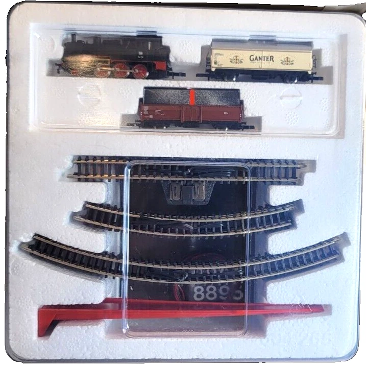 Z Marklin Mini-Club 81562 BR 74 701 2-6-0 DB Freight Set (120 v) (tested) - Image 3 of 4