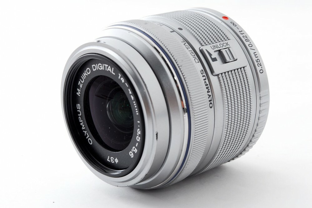 Olympus PEN E-PL1 12.3MP 14-42mm Lens White Olympus PEN E-PL1 12.3MP 14-42mm Lens White