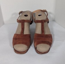 Salvatore Ferragamo 1950s Peep Toe T-Strap Sling Back 3" Stacked Heels 8.5 M