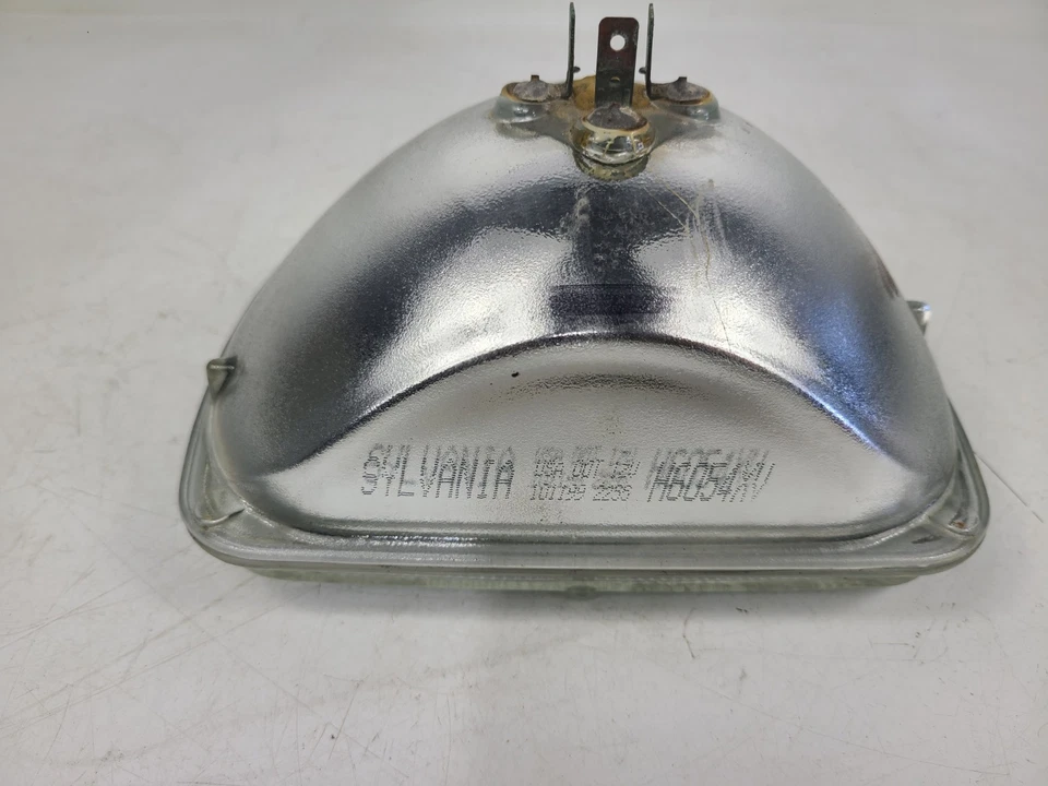 Faro halógeno de haz sellado de alto rendimiento SYLVANIA H6054 Foto 3 de 4