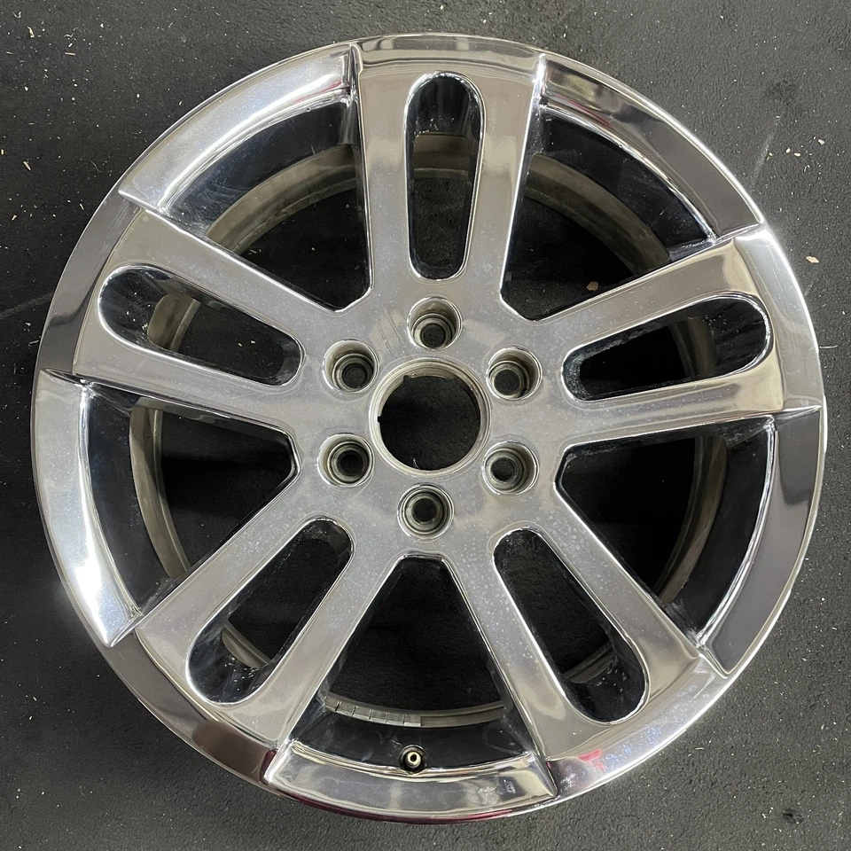 Оригинальный заводской обод колеса Titan 20x8 2009-2015 годов выпуска - Изображение 2 из 4