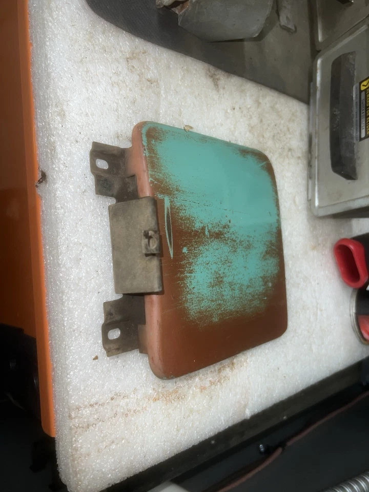 1960 1966 雪佛兰 GMC Suburban Carryall 燃气门 C10 K10 C30 阿帕奇雪佛兰 1961 — 第 2/4 张图片