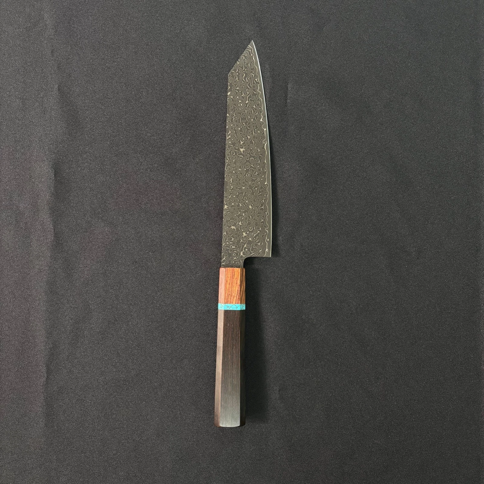 Japanese Kiritsuke Knife VG10 67-Layer Damascus 200mm Black Finish Chef Knife 87
Opens in a new wind