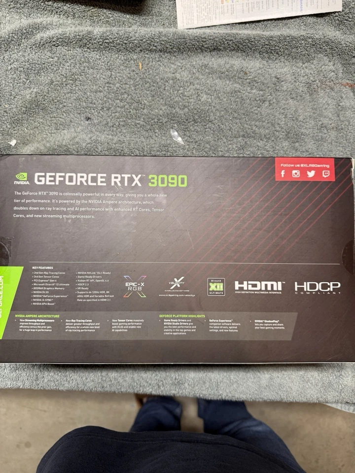 GIGABYTE GeForce RTX 3090 GAMING OC 24GB GDDR6X Graphics Card - Image 3 of 4