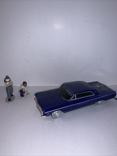 Lindberg 1:25 Homie Hoppers 1964 Impala Lowrider Mad Hopper y figuras