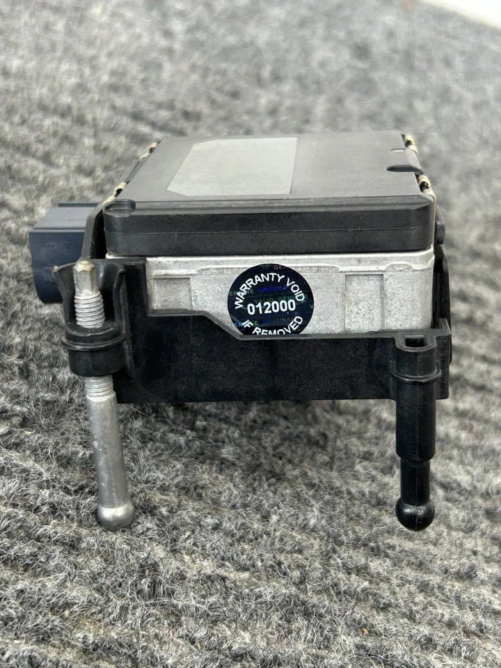 OEM 2020-2022 Honda CR-V Hybrid Cruise Control Radar Distance Sensor 36801TPGA02 - Image 3 of 4