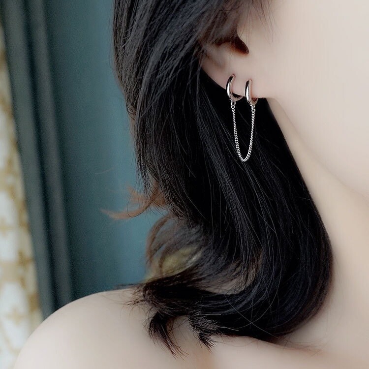 【美品】アデルビジューのCUTSTEEL double chain pierce 美品】アデルビジューのCUTSTEEL double chain pierce
