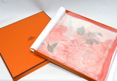 HERMES　カレ90 LES  PIVOINES SCARF Hermes Scarf Les pivoines 90 cm Chiffon Silk mousseline