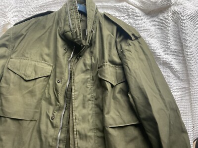 ORIGINAL VIETNAM M-65 FIELD JACKET MEDIUM LONG SILVER ZIPPER ORIGINAL VIETNAM M-65 FIELD JACKET MEDIUM LONG SILVER ZIPPER