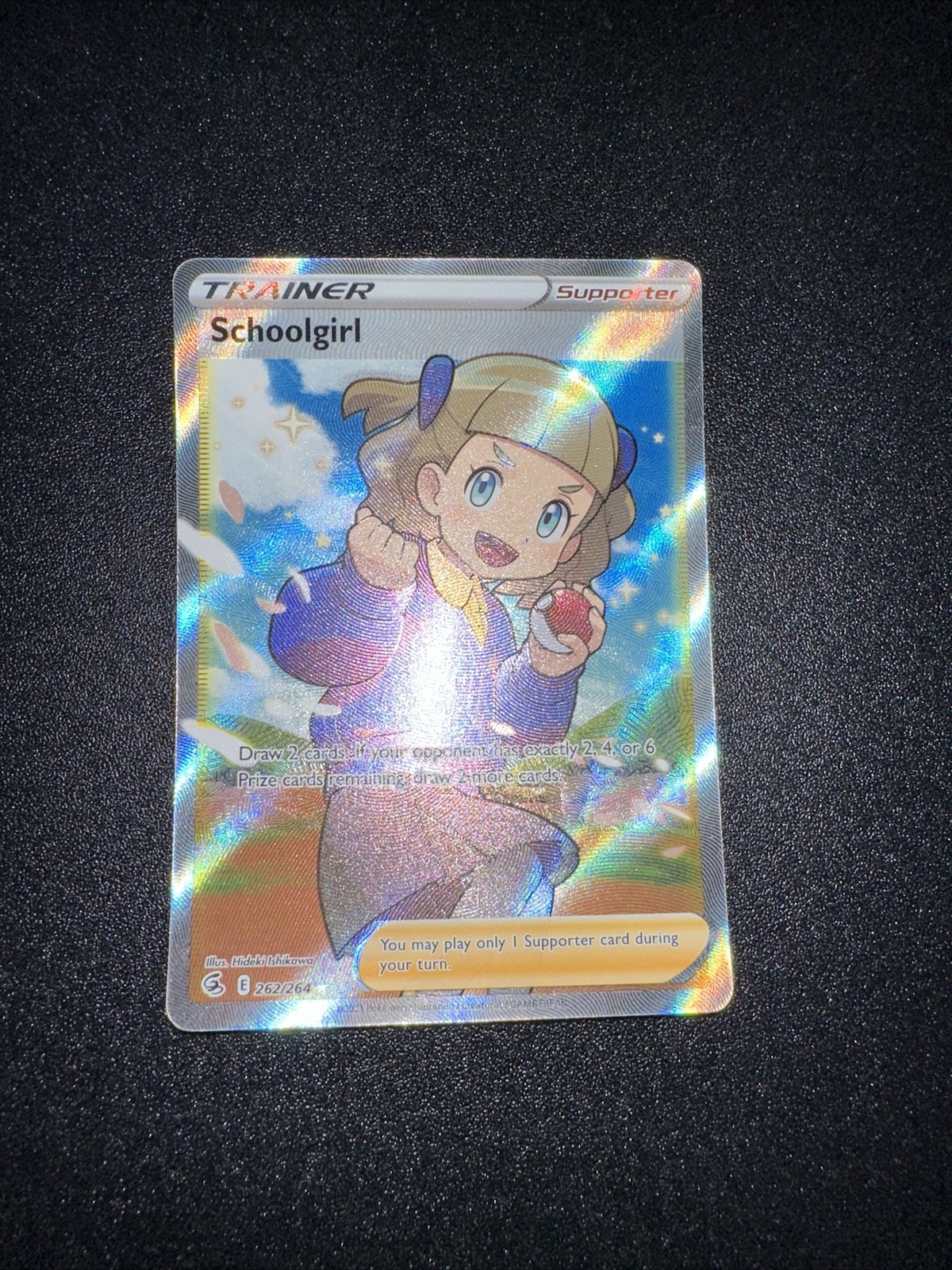 Pokémon TCG Schoolgirl 262/264 Fusion Strike Full Art Ultra Rare NM