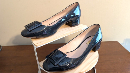 Louise Et Cie Women's Brianna Pump Size 8 Navy-blue Patent Low Block Heel Buckle - Picture 8 of 24