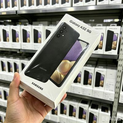 Brand New Samsung Galaxy A32 5G SM-A326U 4GB 64GB Black FACTORY UNLOCKED USA