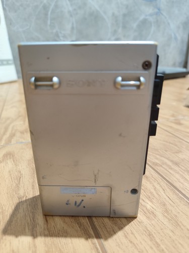 Sony Walkman WM-9 (testato e funzionante) lettore casette portatile vintage - Foto 2 di 8