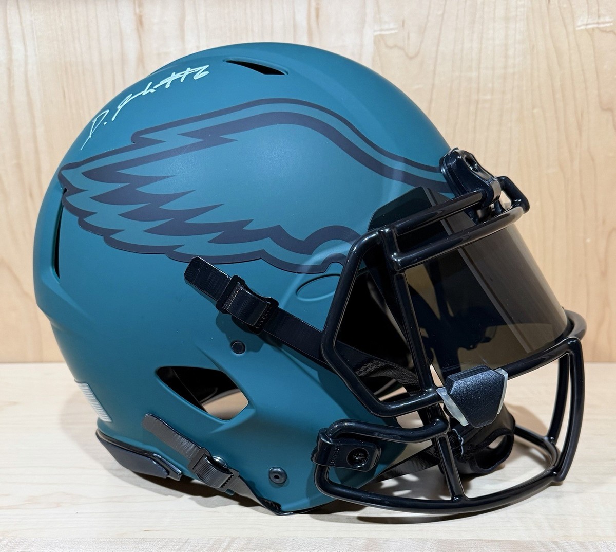 devonta smith helmet Signed Philadelphia Eagles Salute 2024 Mini Football (Beckett) Level up your collection of Philadelphia Eagles memorabilia with this DeVonta Smith Autographed Riddell 2022 Alternate Speed Mini Helmet Devonta Smith Signed Authentic Speed