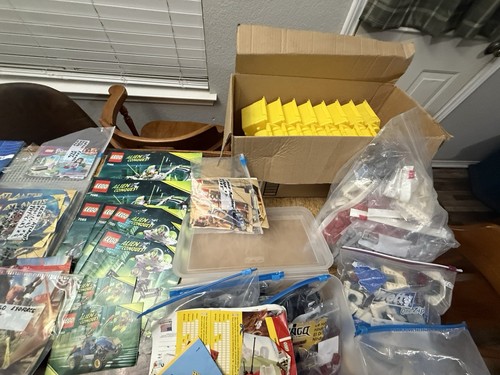 LEGO Illustrated Manuals Lot Alien Conquest Dino Technic Star Wars Ninjago