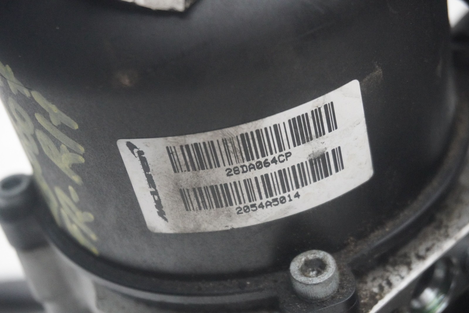 McLaren 750S 2025 Power steering reservoir P/N 28DA009CP