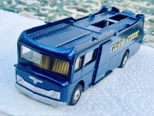 ALL ORIGINAL, VINTAGE CORGI MAJOR ECURIE ECOSSE CAR TRANSPORTER FROM GIFT SET 16