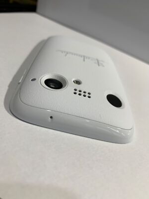 BALMUDA Phone A101BM ホワイト SIMフリー BALMUDA Phone Softbank A101BM 128GB White SIM Unlocked