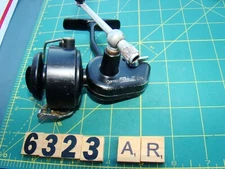 V6323 AR GARCIA MITCHELL 204 ULTRA LIGHT  SPINNING FISHING  REEL