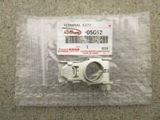 FITS: 13 - 20 LEXUS GS350 POSITIVE BATTERY TERMINAL CONNECTOR OEM BRAND NEW