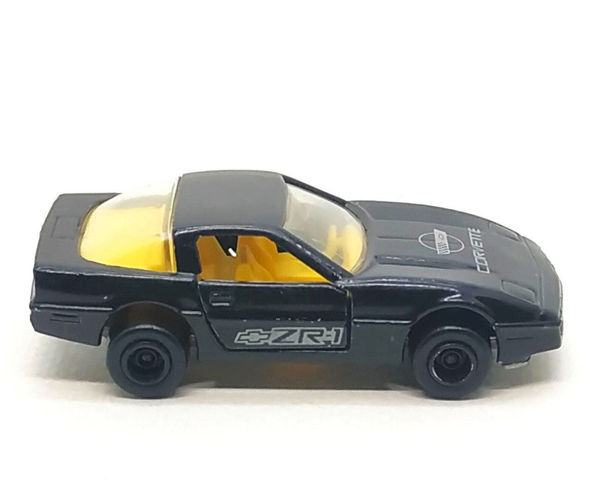 Majorette Chevrolet Corvette C4 ZR-1 Black / Yellow Interior