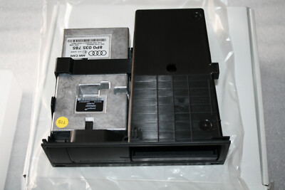 AUDI A3 8P TT 8J AMI Music Interface 8P0057785 Anschluss externe Audioquellen