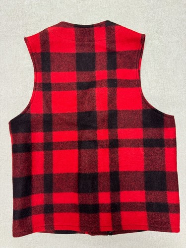 Filson Vest Size 40 (M) Style 20 Mackinaw 100% Virgin Wool USA Made Red Plaid - Picture 4 of 6