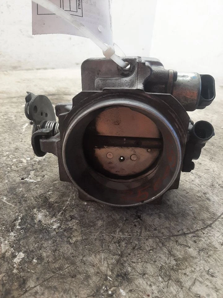  01-07 CHEVROLET EXPRESS 1500 VAN дроссельная заслонка тела клапан в сборе 4.3L ID 12595276 - Изображение 3 из 4