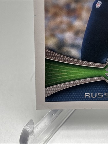2012 Topps Russell Wilson RC Rookie #165 Seahawks- Stands In Background - Picture 3 of 6
