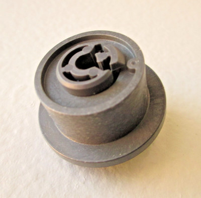 USED : FOR GE GDF510PSRSS Dishwasher : LOWER Rack Roller Wheel 1pc ONLY