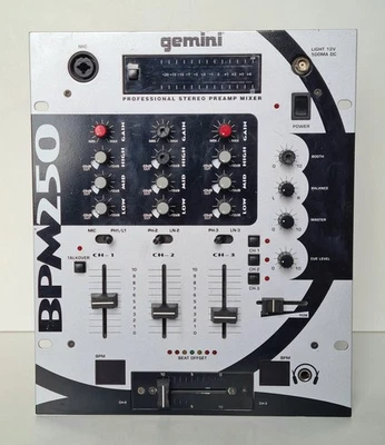 Table de mixage Gemini BPM 250 pour photo vidéo et audio ( non testé ) - Photo 1/4