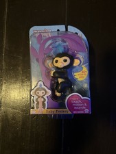 WowWee Fingerlings Baby Monkey named Finn