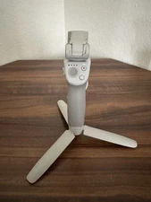 DJI Osmo Mobile 4 - Gimbal Stabilizer