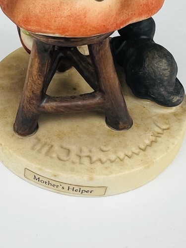 Vintage 1973 MOTHER’S HELPER Hummel #133 Goebel Girl Black Cat 4 3/4” - Bild 9 von 15