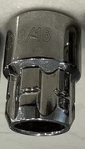 Husky Pass-Thru Socket 3/8" Drive 9/16" Socket Universal Max Axess Pass Through - Picture 3 of 3