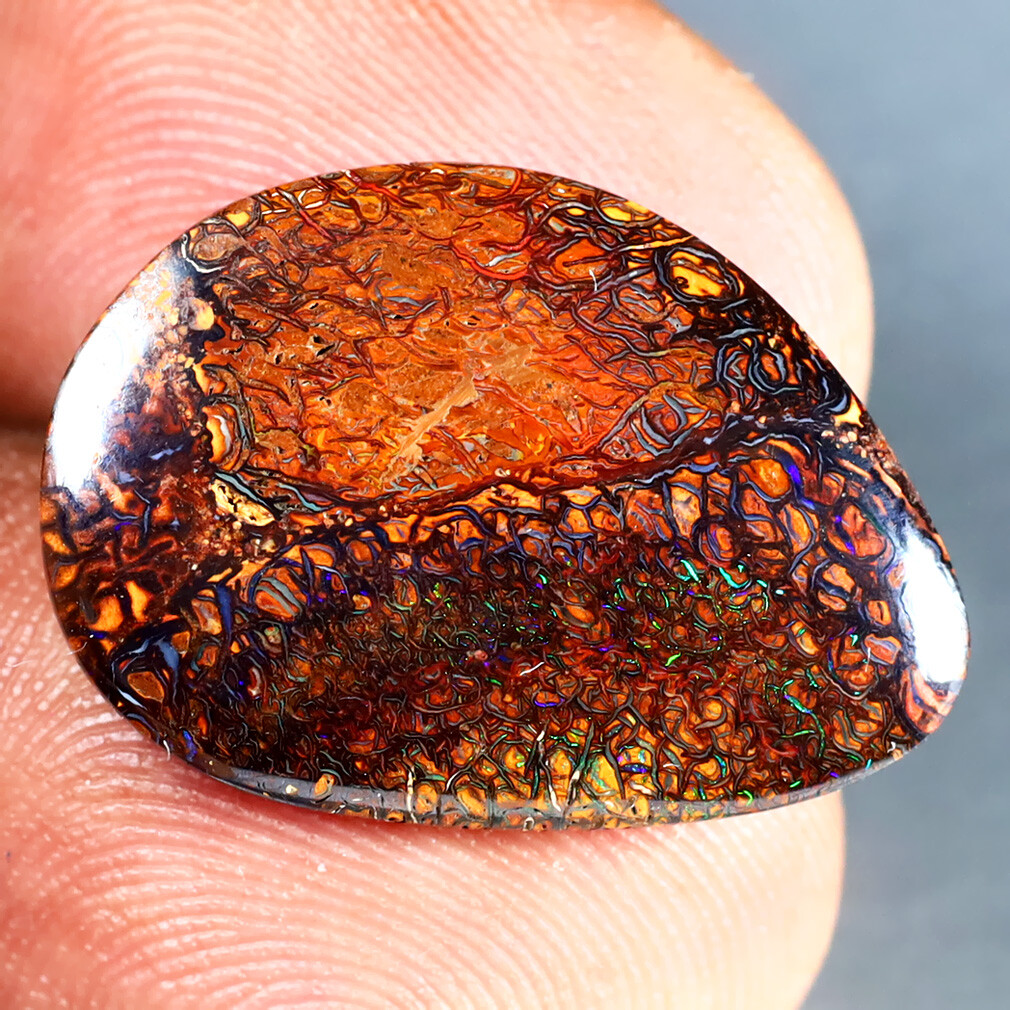 ❤22.5㌌〚ボルダーオパール〛✨✨ 7.93 ct Gorgeous Fancy (22 x 15 mm) Multi Color Australian Koroit