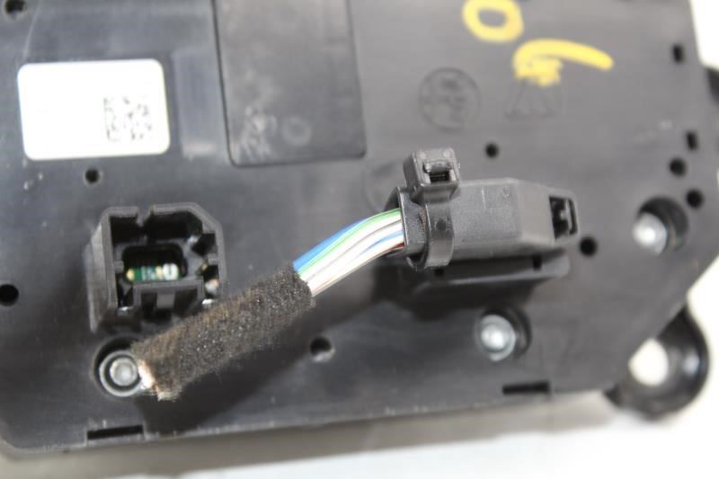 Picture 5 of 6