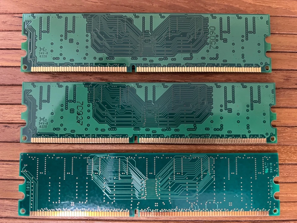 PC 2100 128 MB Lot Of 3 Desktop RAM / Memory - Image 4 of 4