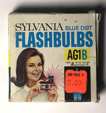 Sylvania Blue Dot Vintage Flashbulbs AG1B 12 Twelve Blue Bulbs
