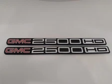 GMC GM 2001-2006 Sierra 2500HD Front Door Emblem OEM 15767141