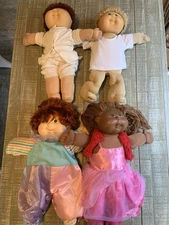 Vintage Cabbage Patch Dolls Lot of 4 1980s With Clothes