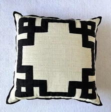 Ryan Studio CREAM/BLACK 22X22 RYAN FC RYS PILLOW, RAFFIA FRETWORK 19648 USA
